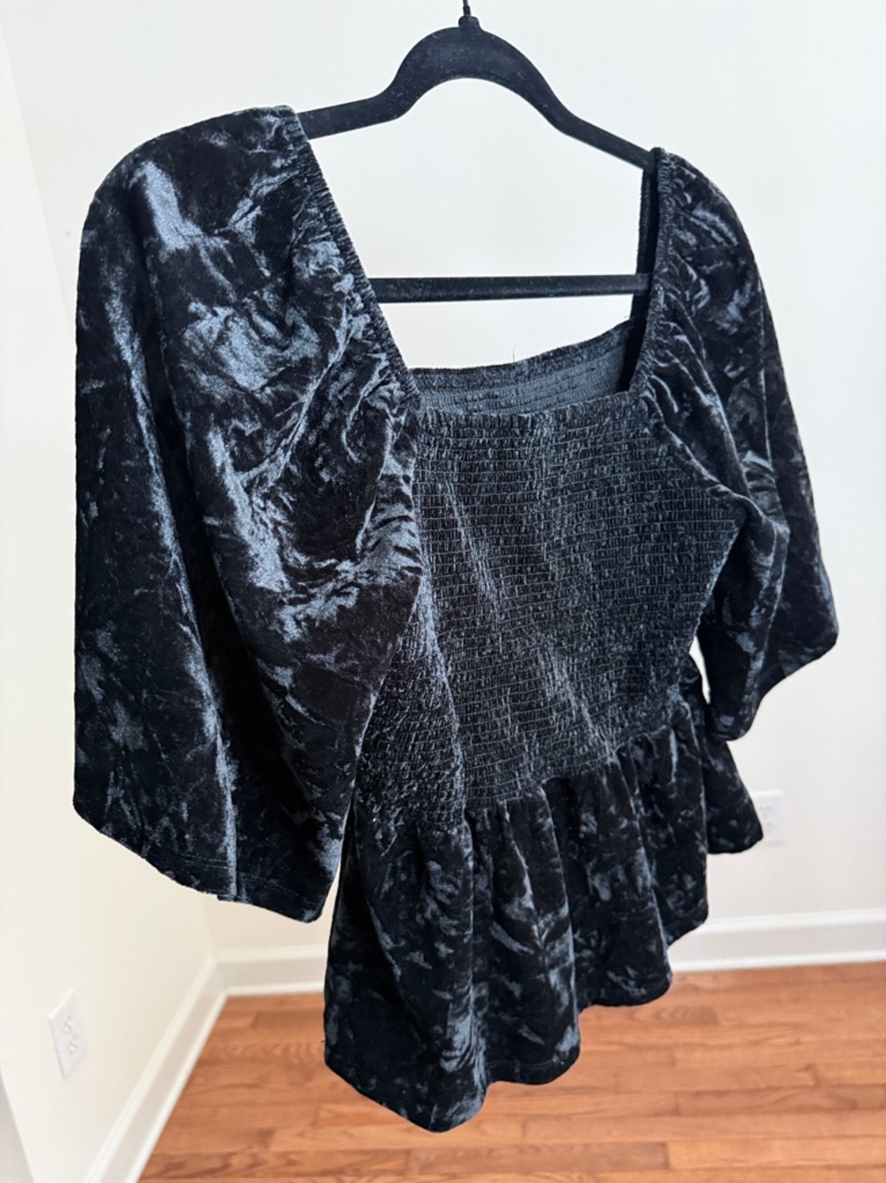 Belle Du Jour Black Velvet Blouse, cropped size Large